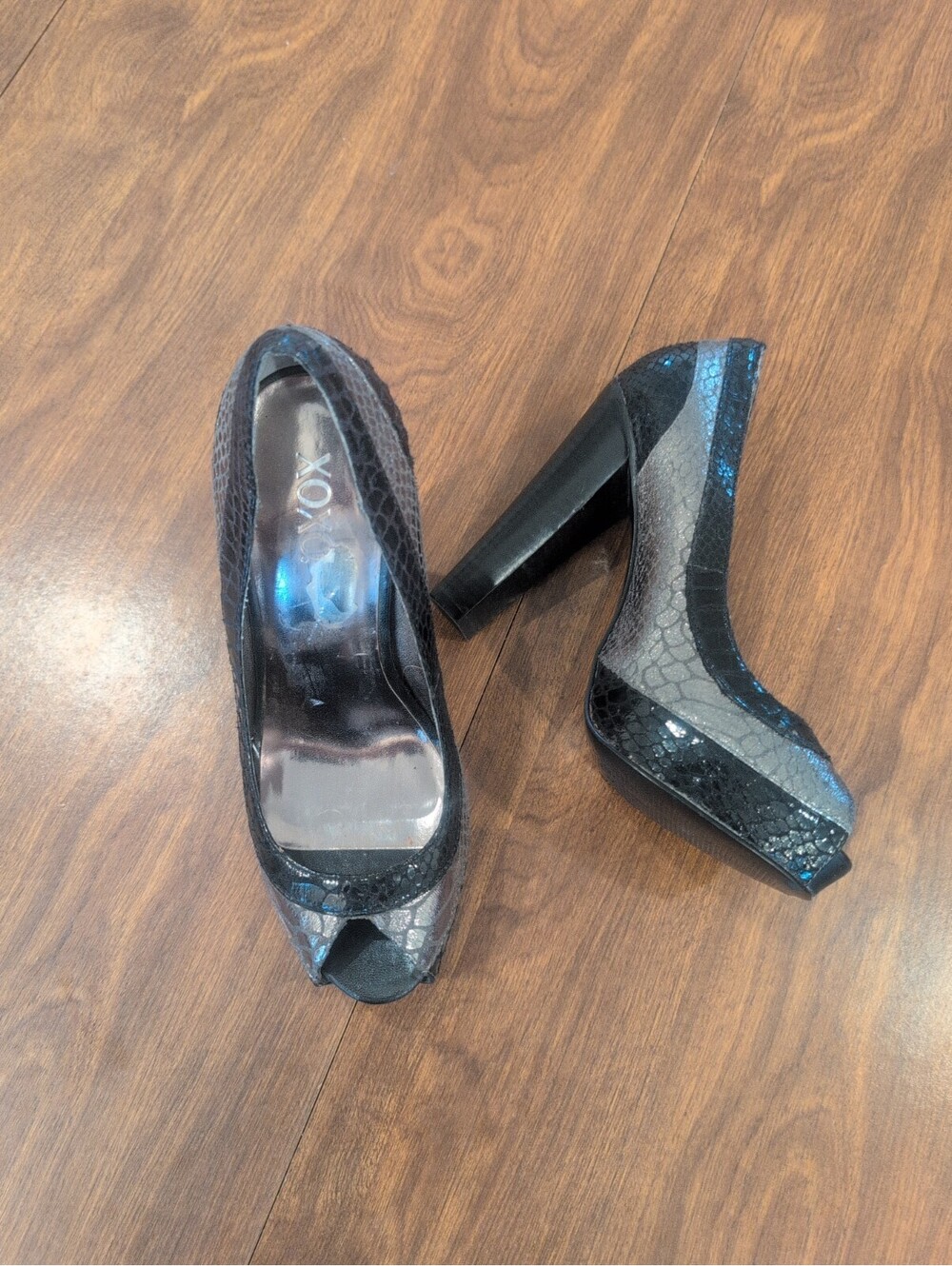 XOXO Y2K Black Cobra Snake Skin Faux Leather Peep Toe Stiletto Pump Heels 5.5